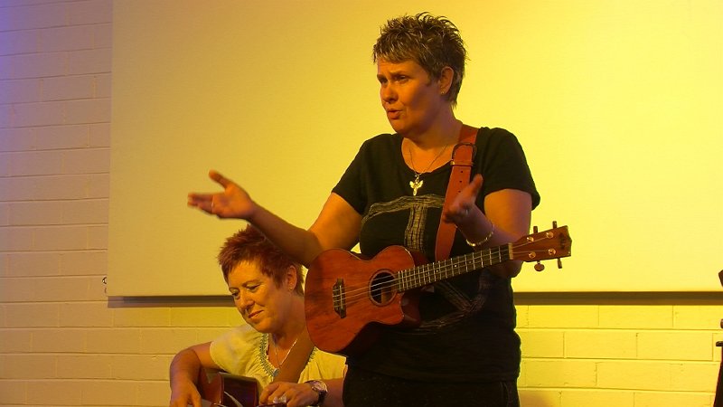 PIC_0004.jpg -                    