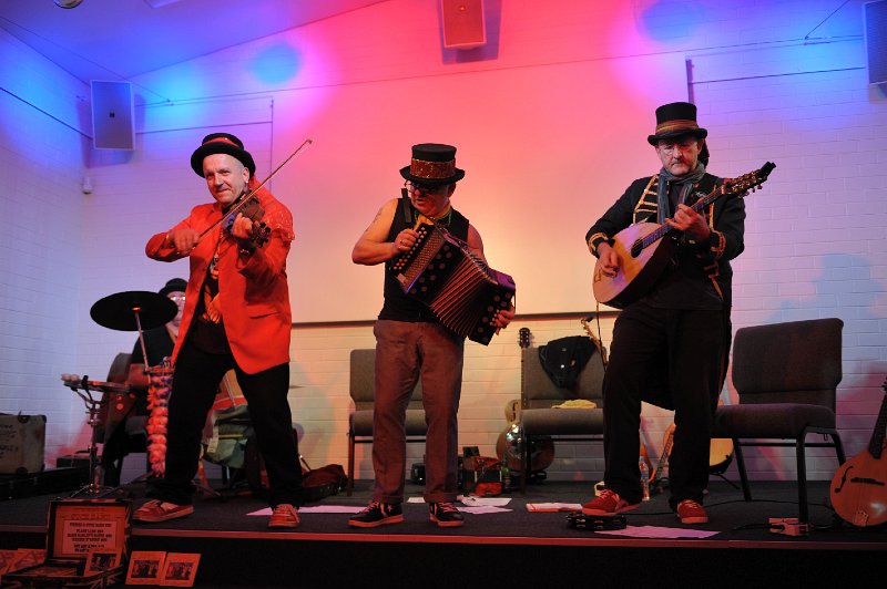 Wheeze_and_Suck_Band_Humph_Hall_124.jpg