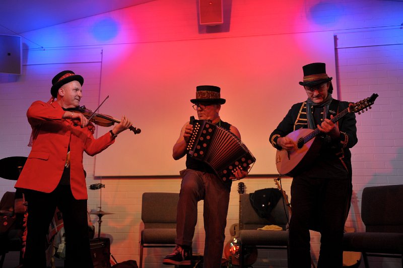 Wheeze_and_Suck_Band_Humph_Hall_138.jpg