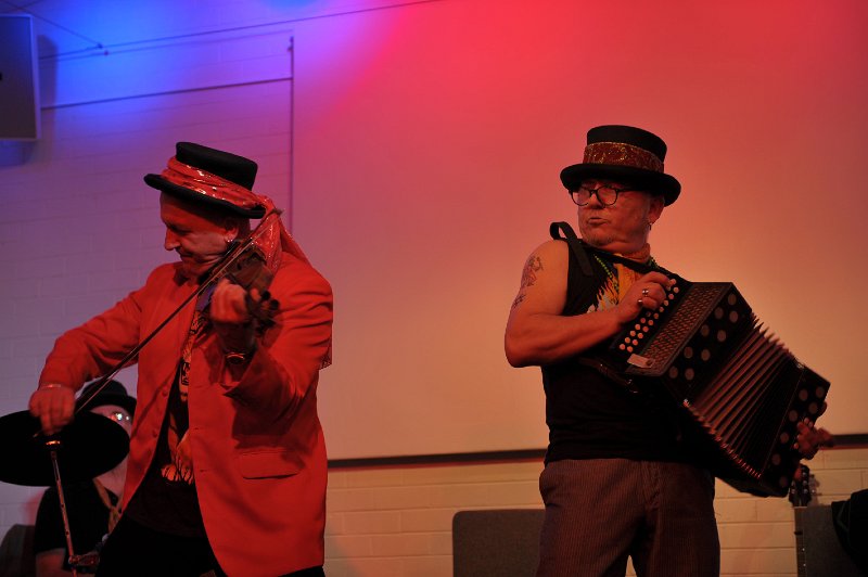 Wheeze_and_Suck_Band_Humph_Hall_139.jpg