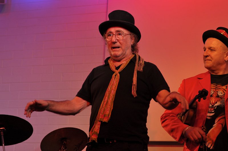 Wheeze_and_Suck_Band_Humph_Hall_160.jpg