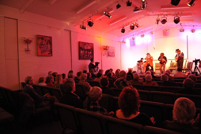 Wheeze_and_Suck_Band_Humph_Hall_17.jpg
