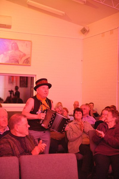 Wheeze_and_Suck_Band_Humph_Hall_185.jpg
