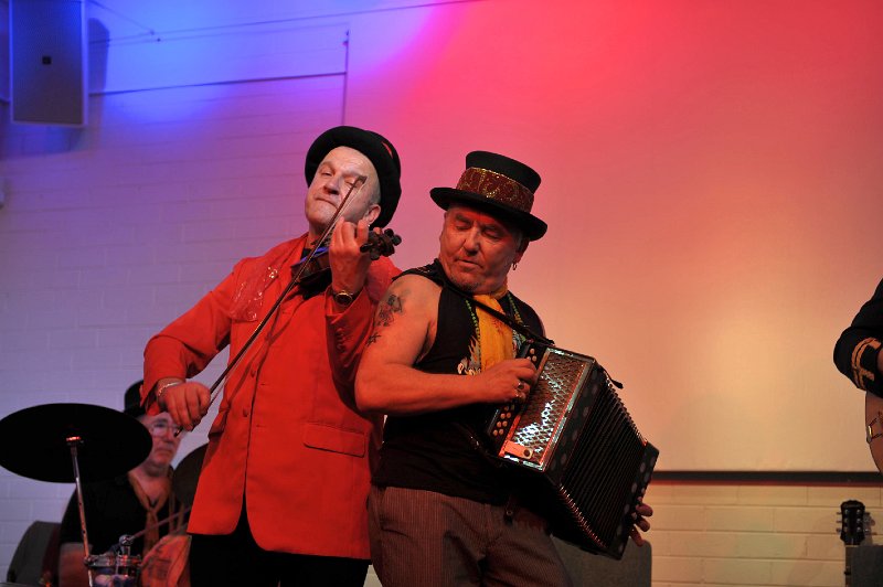 Wheeze_and_Suck_Band_Humph_Hall_198.jpg