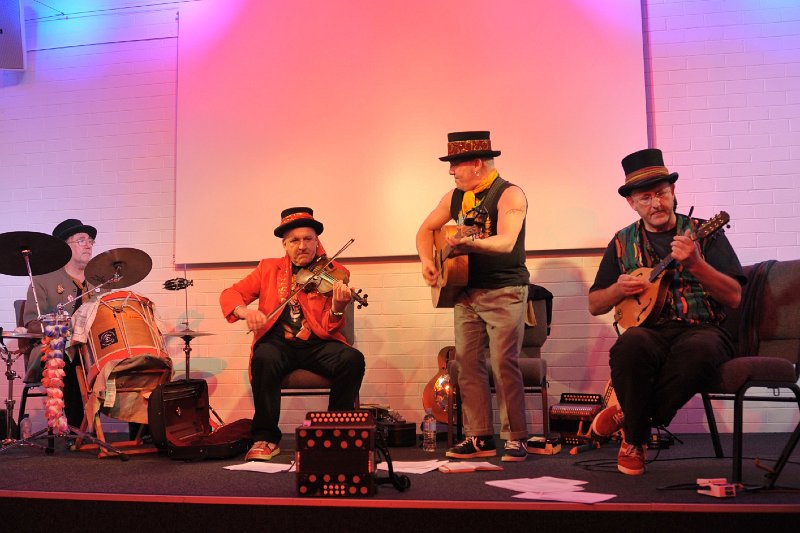 Wheeze_and_Suck_Band_Humph_Hall_26.jpg
