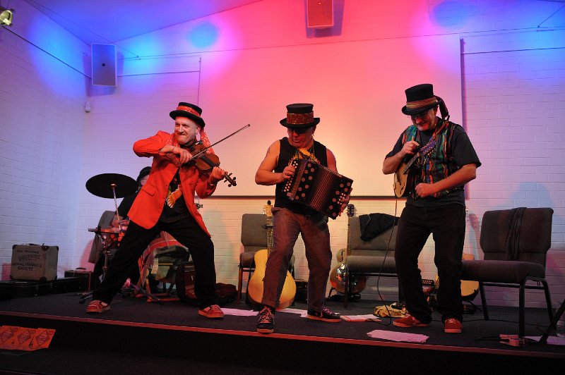 Wheeze_and_Suck_Band_Humph_Hall_74.jpg
