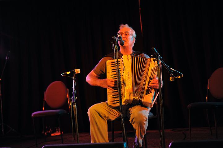 Dave_De_Hugard_2.jpg - Australia's Lost Folk songs